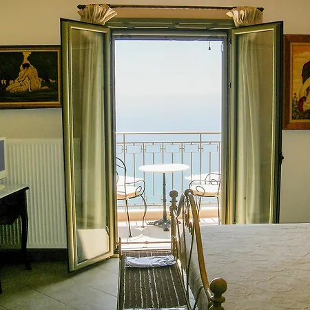 Penelope Luxury